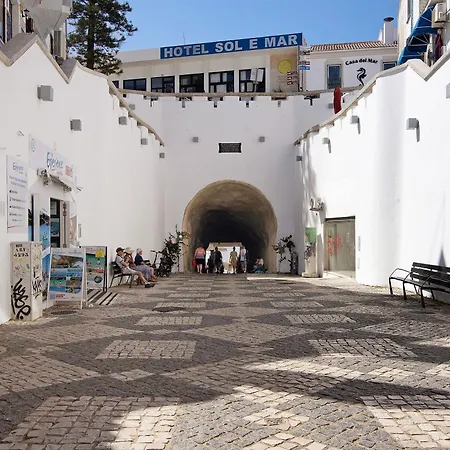 Hanna's Sunny Apartman Albufeira