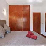 Hanna's Sunny Apartment *